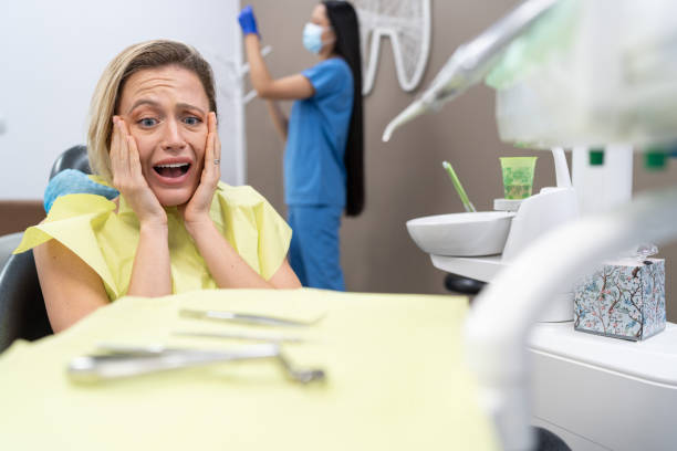 Best Emergency Gum Treatment in Akron, OH